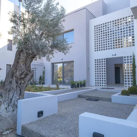 아파트 Arangia Maisonette